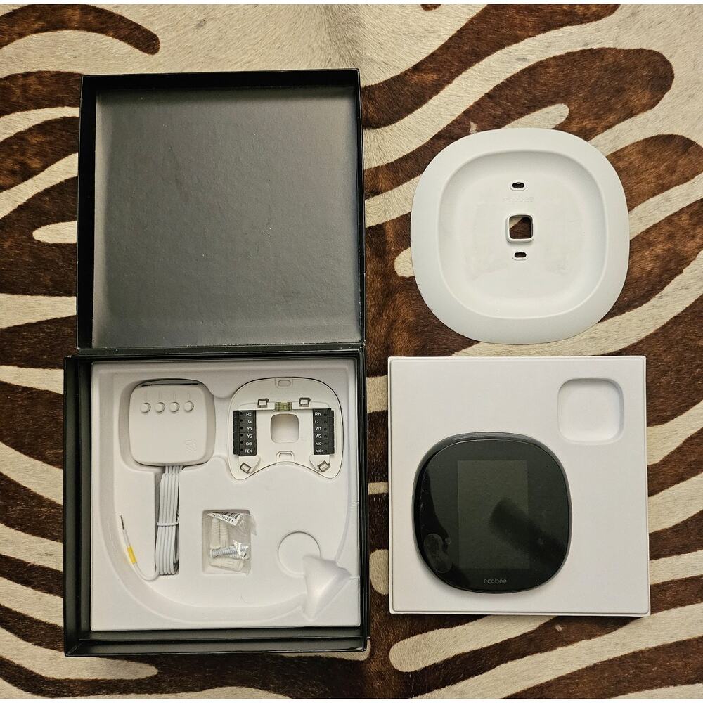 ecobee ecobee4 Smart Programmable Thermostat - Black (EB-STATE4-01)